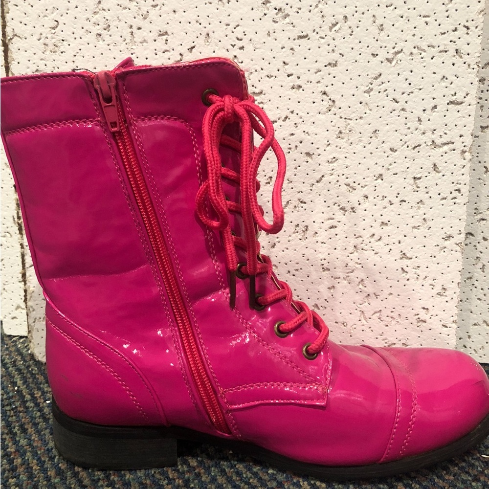 Collections by Carrini size 6.5 hot pink combat boots